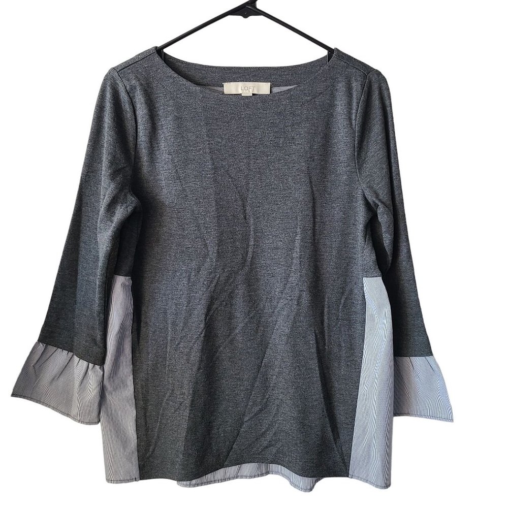 LOFT US Women's Size XS Mixed Media 3/4 Sleeve Top Ruffle Sleeve Gray Stretch